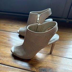 Ann Taylor Bootie